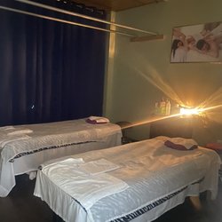 Q Massage - Couples room