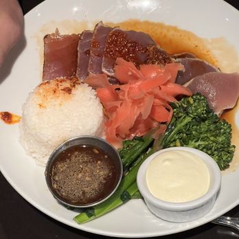 Latitude 34 - Blackened Ahi tuna - New American Near Me - Camarillo, California