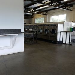 City Laundry & Cleaners