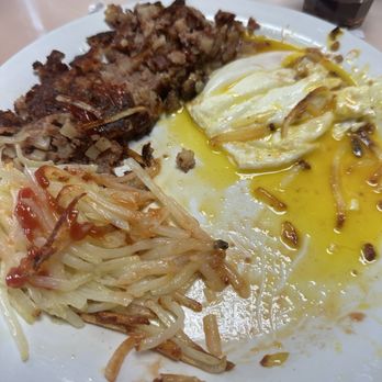 The Red Caboose Cafe - 2 Eggs Hash Browns Corned beef - Cafes Near Me - Clovis, California