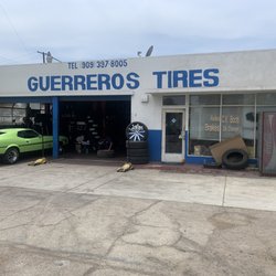 Guerrero's Tires - Service area