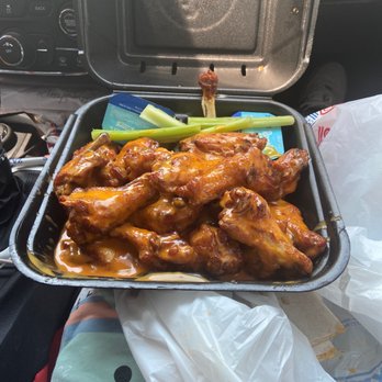 Zaxbys - Chicken wings 20 pieces - Chicken Wings Near Me - Hot Springs, Arkansas Zaxbys - Chicken wings 20 pieces - Chicken Wings Near Me - Hot Springs, Arkansas