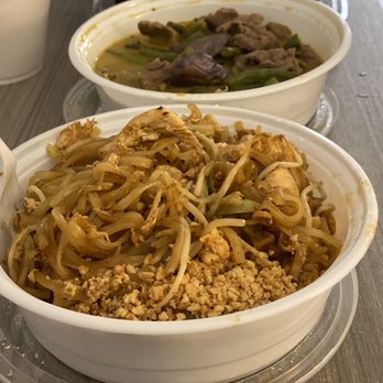 Niki's Seafood And Thai - Shrimp Pad thai that turned into un flavorful chicken pad Thai. :( - Seafood Near Me - Orange Beach, Alabama Niki's Seafood And Thai - Shrimp Pad thai that turned into un flavorful chicken pad Thai. :( - Seafood Near Me - Orange Beach, Alabama
