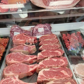 Brunk’s Butchery - Top chunk is Japanese wagyu ribeye, bottom is regular ribeye. See the difference in marbling? - Butcher Near Me - Norco, California Brunk’s Butchery - Top chunk is Japanese wagyu ribeye, bottom is regular ribeye. See the difference in marbling? - Butcher Near Me - Norco, California