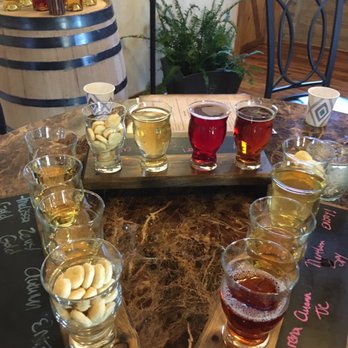 Keeper's Cut Meadery - What a great flight! - Meaderies Near Me - Marion, North Carolina Keeper's Cut Meadery - What a great flight! - Meaderies Near Me - Marion, North Carolina