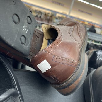 Goodwill Industries - Apparently in other store couldn't get $6 so they are going to try $15????? - Thrift Stores Near Me - Vista, California Goodwill Industries - Apparently in other store couldn't get $6 so they are going to try $15????? - Thrift Stores Near Me - Vista, California