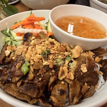Pho Van - Thit bun - Vietnamese Near Me - Windsor, Connecticut Pho Van - Thit bun - Vietnamese Near Me - Windsor, Connecticut
