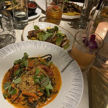 La Vie - Cocktail Bars Near Me - Washington, DC, District of Columbia