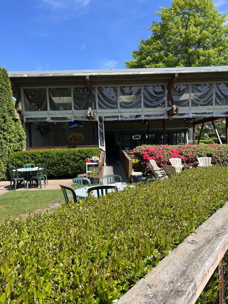Doc's Marina Grill