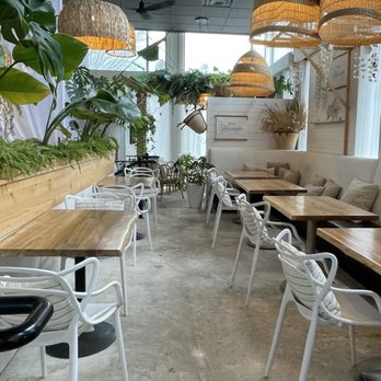 Revive Boutique Bistro - Bistros Near Me - Abbotsford, British Columbia Revive Boutique Bistro - Bistros Near Me - Abbotsford, British Columbia