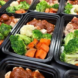 Kupono Cuisine - Bbq Chicken w/ sweet potato