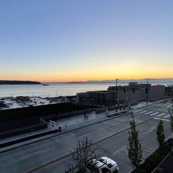 Aerlume - Sunset view - New American Near Me - Seattle, Washington
