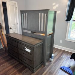 DAS Flooring & Paint - Lvp floor install