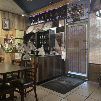 Yoshi Sushi - Front entrance (after reno). - Japanese Near Me - Tampa, Florida Yoshi Sushi - Front entrance (after reno). - Japanese Near Me - Tampa, Florida