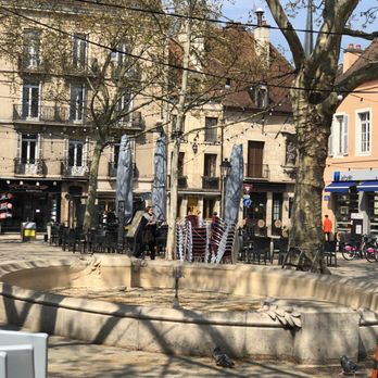 Alfred Burgers & Vins - Burgers Near Me - Dijon, 21 Alfred Burgers & Vins - Burgers Near Me - Dijon, 21