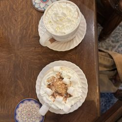 Moonbeam Cafe - Campfire latte and hot chocolate