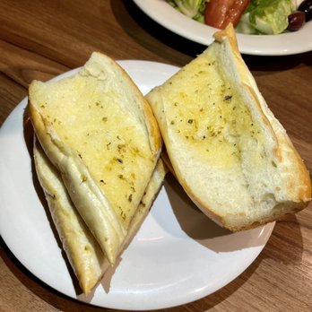 Box Hill Crab Cakes - Garlic Bread - Pizza Near Me - Abingdon, Maryland