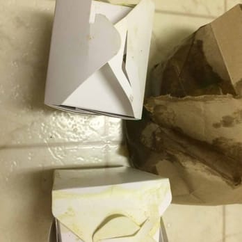 Basil Canteen - Leaked curry box and ignored my honest feedback. Very unprofessional. - Thai Near Me - San Francisco, California
