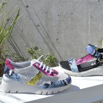Head Over Heels - Some SS21 footwear from Hispanitas.
Shop our collection:
https://www.headoverheelsvictoria.ca/brands/hispanitas/ - Shoe Stores Near Me - Victoria, British Columbia Head Over Heels - Some SS21 footwear from Hispanitas.
Shop our collection:
https://www.headoverheelsvictoria.ca/brands/hispanitas/ - Shoe Stores Near Me - Victoria, British Columbia