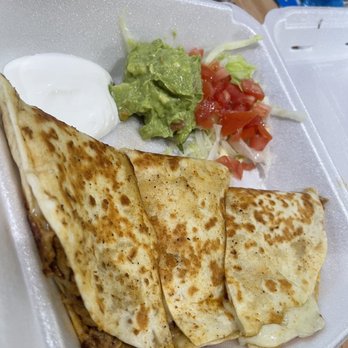 Erick's Tacos y Fruteria - Chicken quesadilla 3/5 for taste. - Mexican Near Me - Cibolo, Texas Erick's Tacos y Fruteria - Chicken quesadilla 3/5 for taste. - Mexican Near Me - Cibolo, Texas