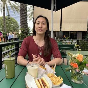 Shake Shack - Spectrum - Burgers Near Me - Irvine, California Shake Shack - Spectrum - Burgers Near Me - Irvine, California