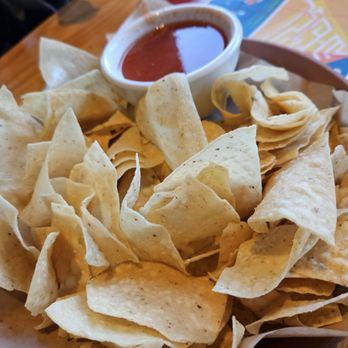 Chili's - Chips and salsa - American Near Me - Orland Park, Illinois