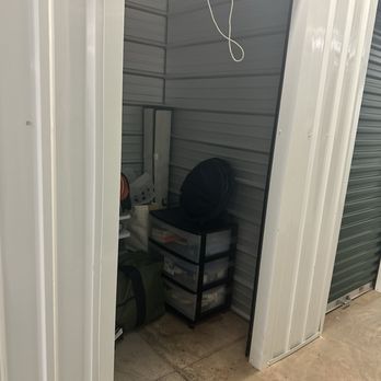 Winters Storage - Cloverdale - 5X5 unit - Self Storage Near Me - Roanoke, Virginia
