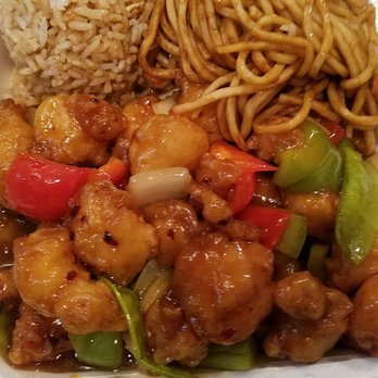 Lucky Buddha - Sweet and spicy chicken - Chinese Near Me - Goodyear, Arizona