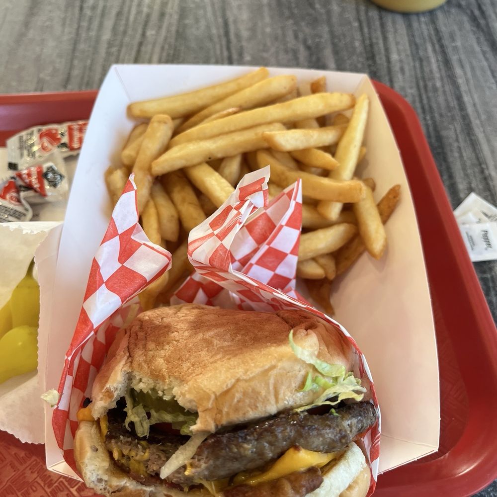 Bacon Cheeseburger and crispy fries. Orange Whip on the side. Tasty.