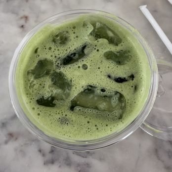 Wild Strawberry Cafe - Banana matcha - Breakfast & Brunch Near Me - Laguna Beach, California