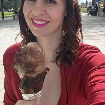 Aroma Concessions - Smoked Turkey Leg - Caterers Near Me Aroma Concessions - Smoked Turkey Leg - Caterers Near Me