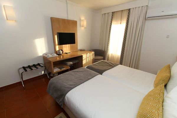 Best Western Hotel Dom Bernardo by null