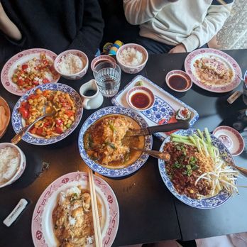 Ping Pong - Chinese Near Me - Chicago, Illinois Ping Pong - Chinese Near Me - Chicago, Illinois