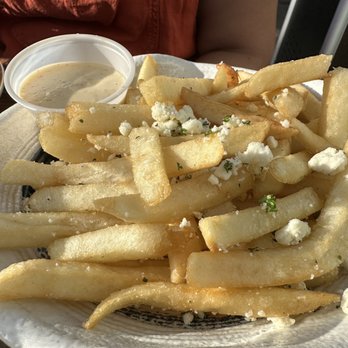 Brava Garden Eatery - Wine Bars Near Me - Pleasanton, California