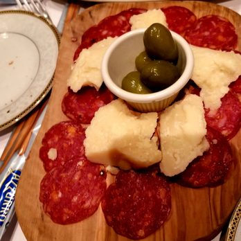 Il Posto Di Joey - Tease Plate - Italian Near Me - Huntington, New York Il Posto Di Joey - Tease Plate - Italian Near Me - Huntington, New York
