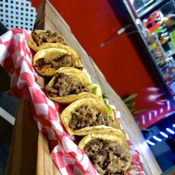 Taqueria El Jaspiao - Tacos de Pastor & Bistec