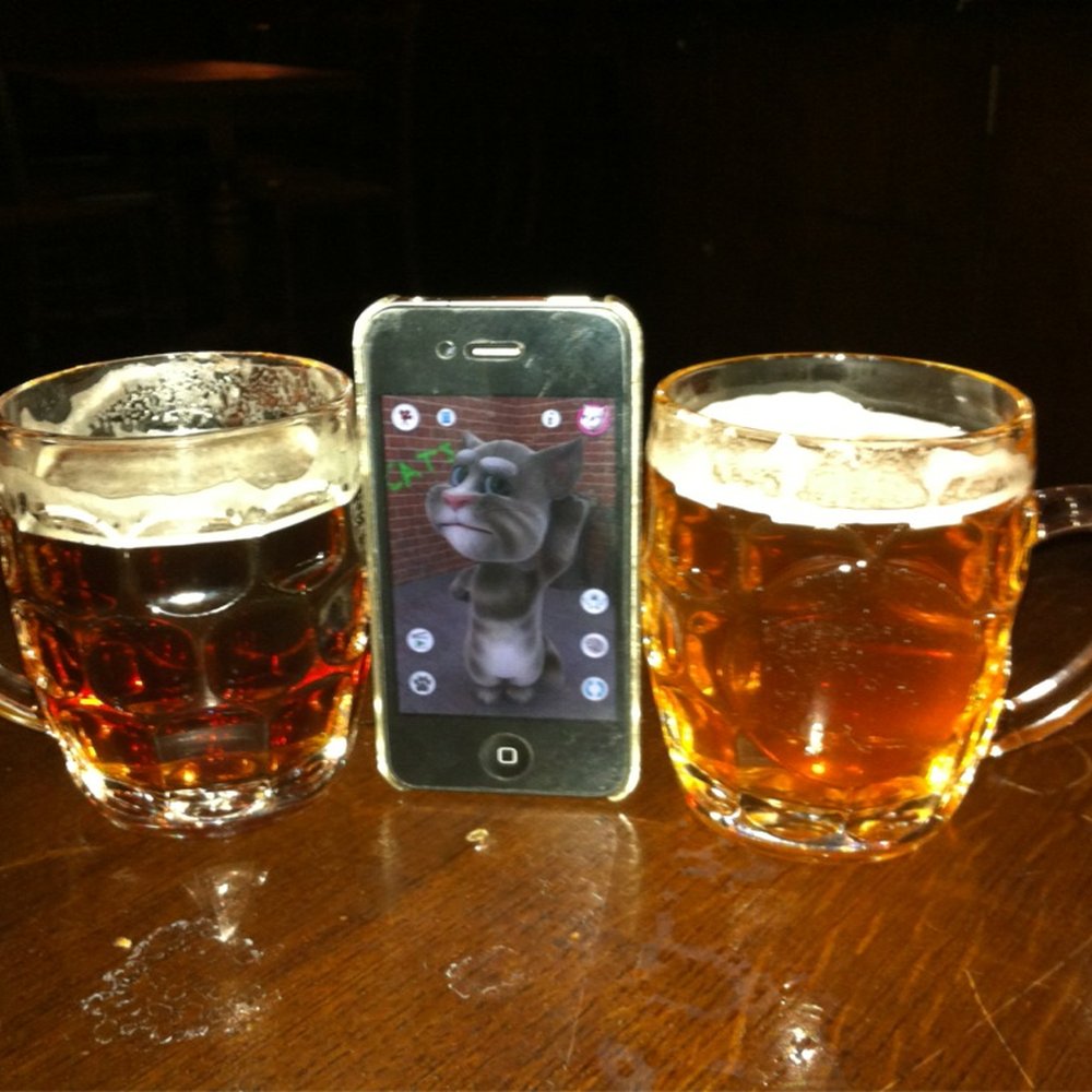 The Duke - Super cute glasses and Tom the Cat ;) - Pubs Near Me - London, XGL