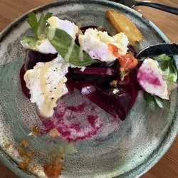 Merrijig Inn - Beet salad