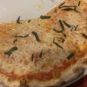 IL Carpaccio - Margarita pizza - Pizza Near Me - Hilton Head Island, South Carolina