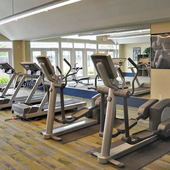 Towne Lakes Apartments - Fitness Center - Apartments Near Me - Grand Chute, Wisconsin Towne Lakes Apartments - Fitness Center - Apartments Near Me - Grand Chute, Wisconsin