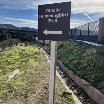 Hummingbird Trail - Official signs....hmmmm - Hiking Near Me - Simi Valley, California