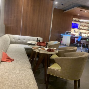 The Corner Office Restaurant + Martini Bar - It's great place for groups big and small.   Fees like you're at home.  With a chef and a fun waitress. - New American Near Me - Denver, Colorado