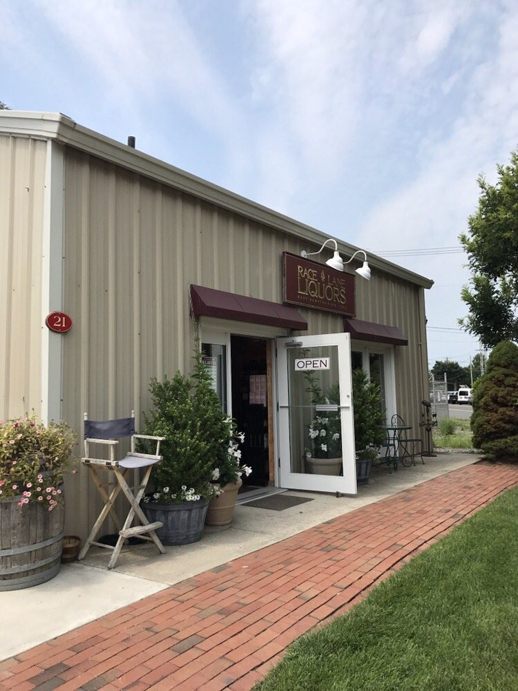 RACE LANE LIQUORS Updated July 2024 21 Race Ln, East Hampton, New