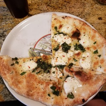 Elio Pizza On Fire - Biancaneve - Pizza Near Me - Addison, Illinois Elio Pizza On Fire - Biancaneve - Pizza Near Me - Addison, Illinois
