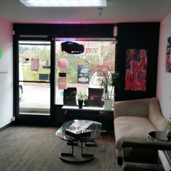 Sonic Audio - The comfy interior that greets you when you enter. - Car Stereo Installation Near Me - Tualatin, Oregon