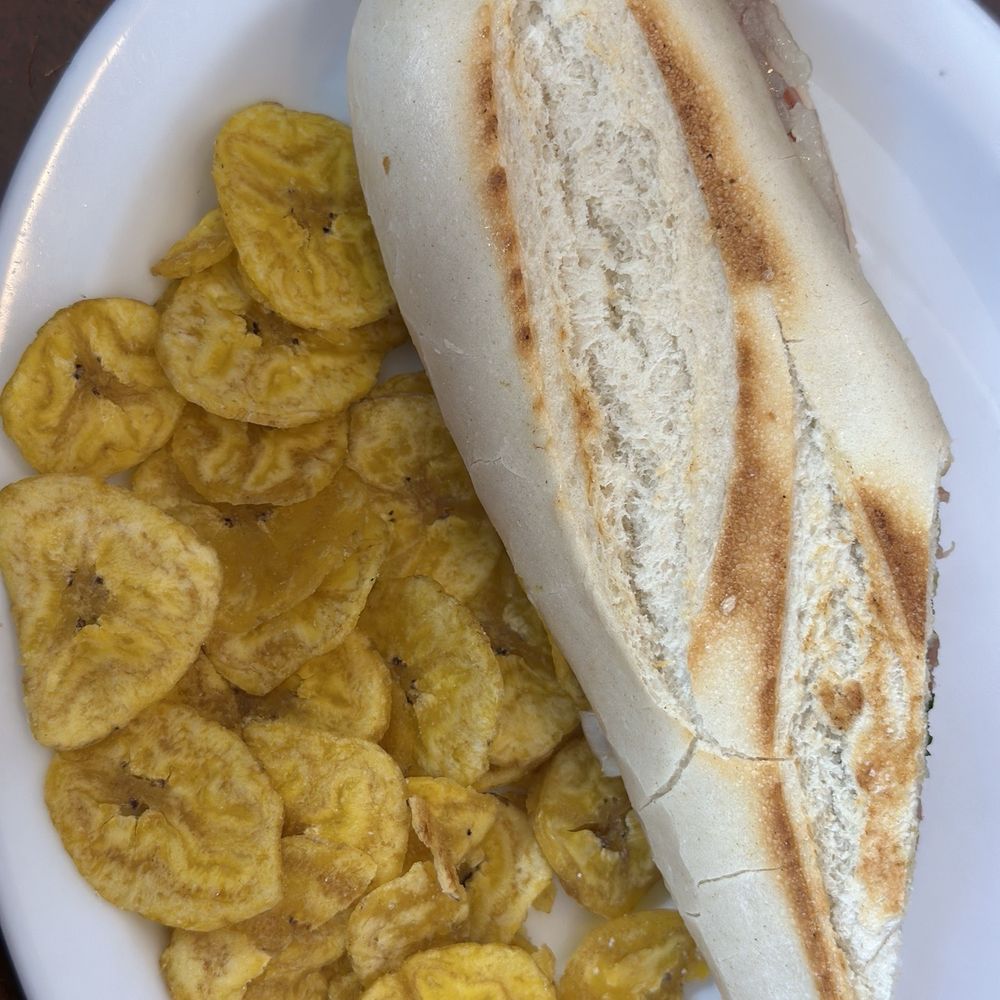 Tinta y Café - Coffee & Tea Near Me - Miami, Florida