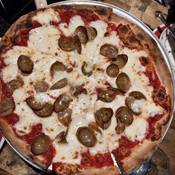 Victorias Pizzeria - Sausage - Pizza Near Me - Virginia Beach, Virginia