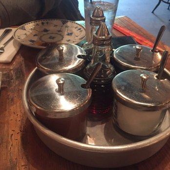 Bida Manda - Condiment tray - Laotian Near Me - Raleigh, North Carolina
