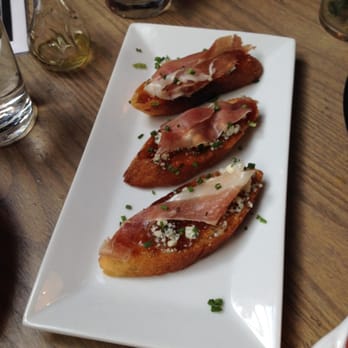 Via 13 - Fig jam, prosciutto, and Gorgonzola crostini - Italian Near Me - New York, New York Via 13 - Fig jam, prosciutto, and Gorgonzola crostini - Italian Near Me - New York, New York