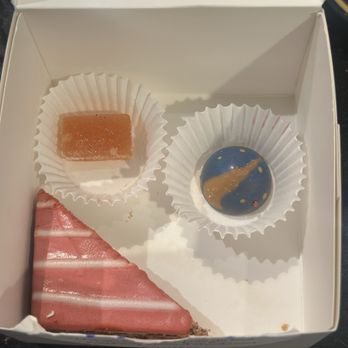 Lutèce - Desserts for home - French Near Me - Washington, DC, District of Columbia